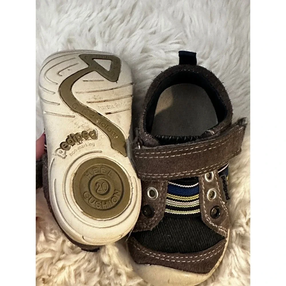 Pediped Grip n Go Boys Brown Suede Canvas St Sneakers EU 20 US 4.5-5 Toddle